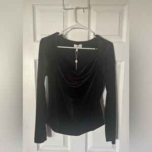 Black Velvet scoop top